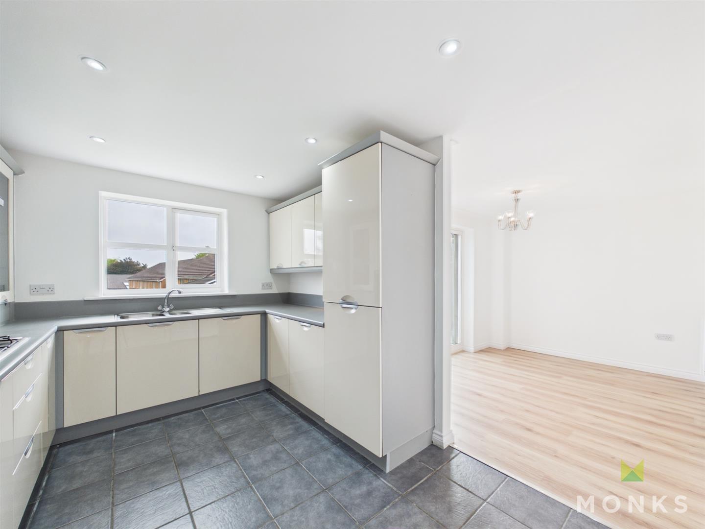 19 Milars Field, Oswestry, SY10 9PU For Sale